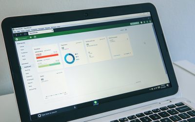 computer with quickbooks on